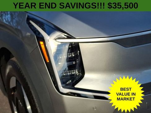Used 2024 Kia EV9 Light image 10