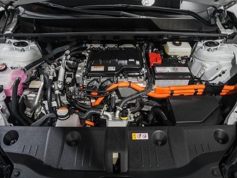 Used 2024 Toyota bZ4X XLE image 17