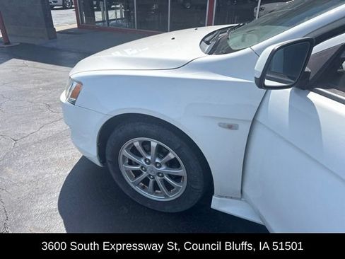 Used 2014 Mitsubishi Lancer ES FWD image 13