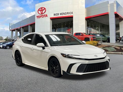 Certified 2025 Toyota Camry SE image 37