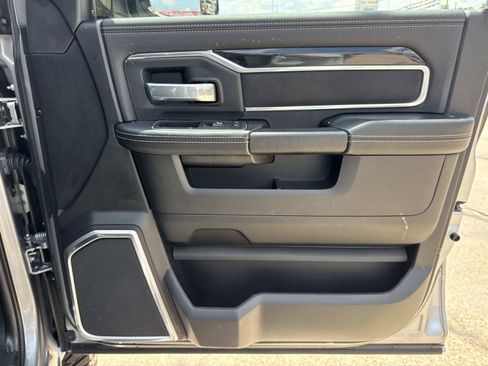 Used 2020 RAM 2500 Laramie AWD/4WD image 13