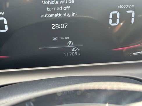 Used 2025 Kia Seltos S image 38