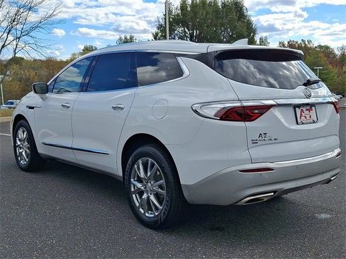 Certified 2022 Buick Enclave Essence w/ Experience Buick Package image 4