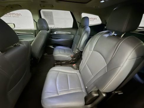 Used 2019 Buick Enclave Essence image 26