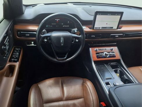 Used 2022 Lincoln Aviator Reserve w/ Equipment Group 201A AWD/4WD image 13
