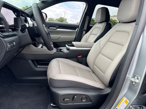 New 2026 GMC Terrain Elevation FWD image 13