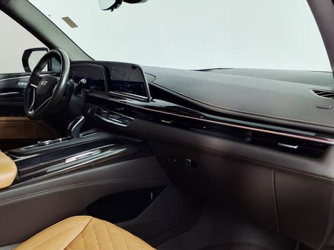 Used 2021 Cadillac Escalade Sport w/ Driver Assist Tech Package image 10