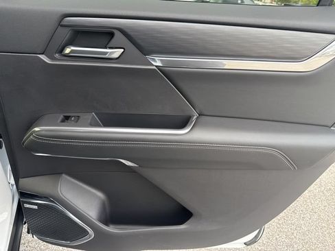 New 2026 GMC Acadia Elevation w/ LPO, Floor Liner Package AWD/4WD image 25