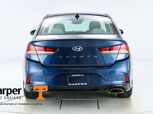 Used 2019 Hyundai Sonata SEL w/ Tech Package 02 FWD image 8