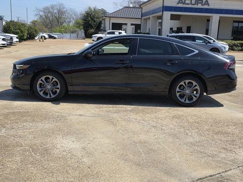 Used 2024 Honda Accord EX image 4