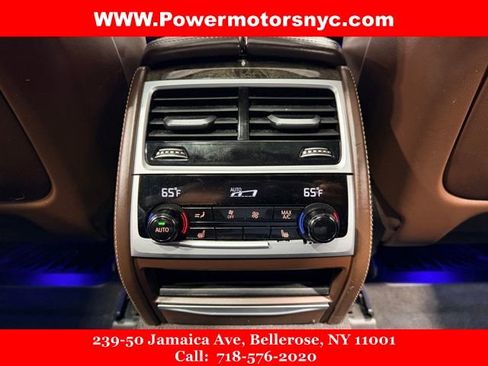 Used 2021 BMW 750i xDrive w/ Executive Package image 38