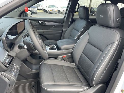 New 2026 Buick Enclave Sport Touring w/ Power Package image 11