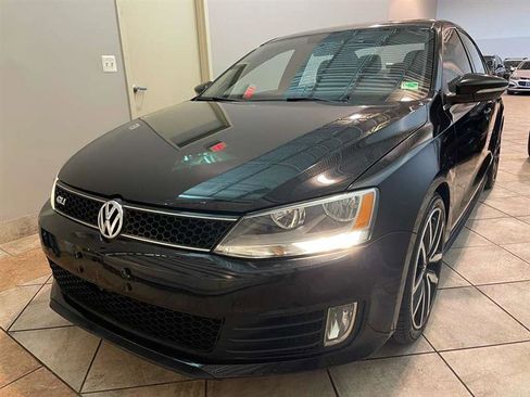 Used 2012 Volkswagen Jetta GLI Autobahn image 5