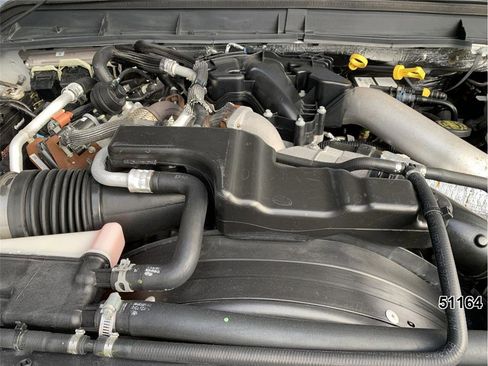 Used 2014 Ford F550 4x4 Regular Cab Super Duty image 16