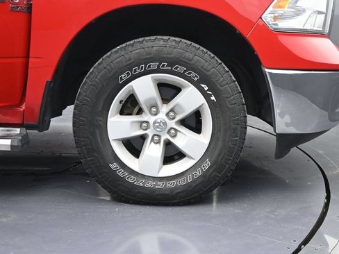 Used 2019 RAM 1500 Classic SLT w/ Luxury Group AWD/4WD image 35