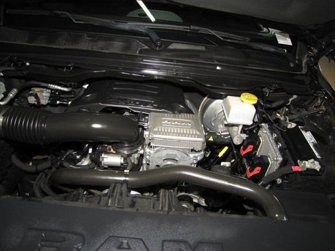 Used 2021 RAM 1500 Big Horn image 21