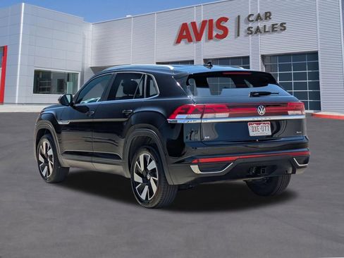 Used 2025 Volkswagen Atlas Cross Sport SE AWD/4WD image 9