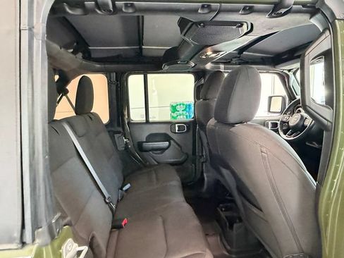Used 2022 Jeep Wrangler Unlimited Sport AWD/4WD image 14