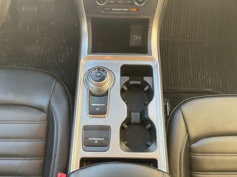 Used 2023 Ford Edge SEL w/ Convenience Package image 14