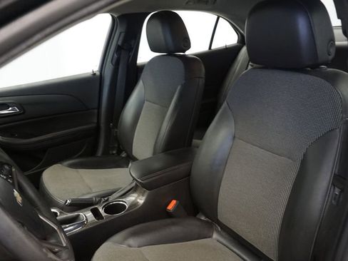 Used 2014 Chevrolet Malibu LT w/ Power Convenience Package image 33