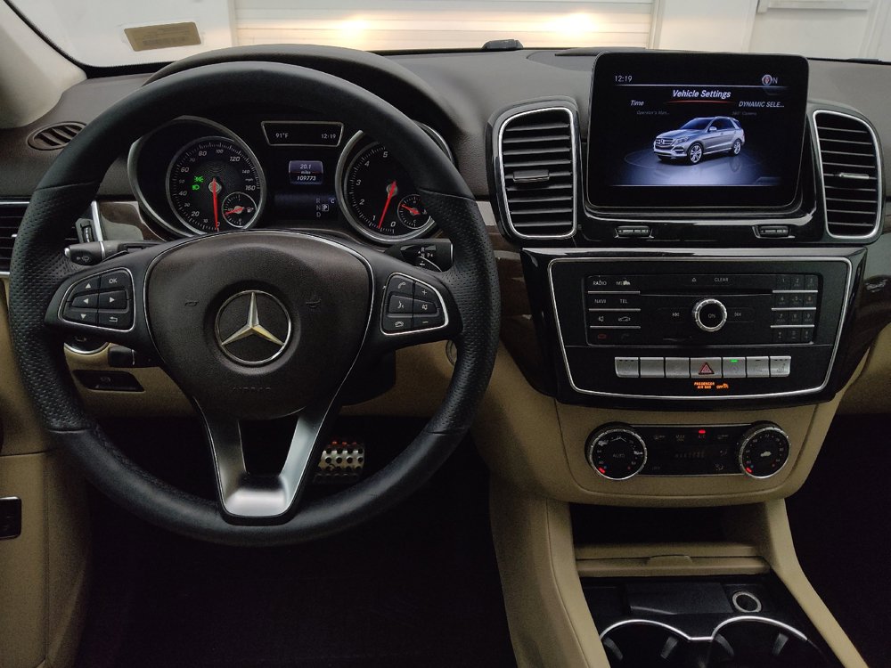 Used 2019 Mercedes-Benz GLE 400 4MATIC w/ Premium 1 Package image 22