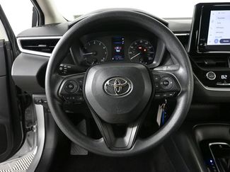 Used 2023 Toyota Corolla LE video 2