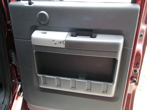 Used 2016 Ford F250 Lariat w/ Lariat Ultimate Package image 44