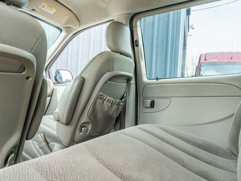 Used 2005 Dodge Grand Caravan SE w/ Popular Equipment Group I image 31