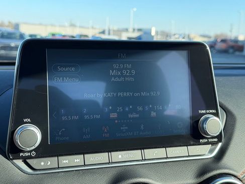 Used 2023 Nissan Sentra SR image 24