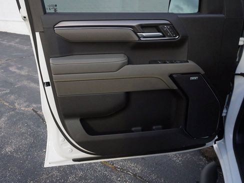 Certified 2025 Chevrolet Silverado 1500 ZR2 w/ Technology Package image 25