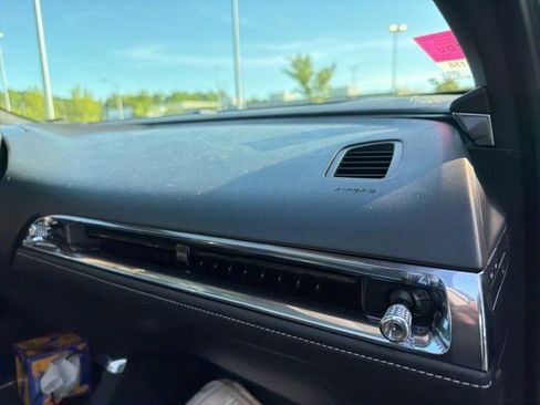 Used 2024 Cadillac Lyriq Sport image 23