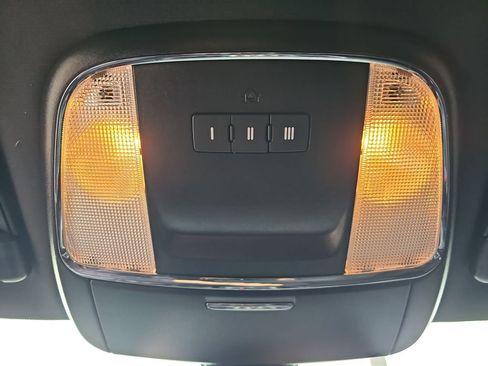 Used 2021 Dodge Charger R/T w/ Blacktop Package image 30