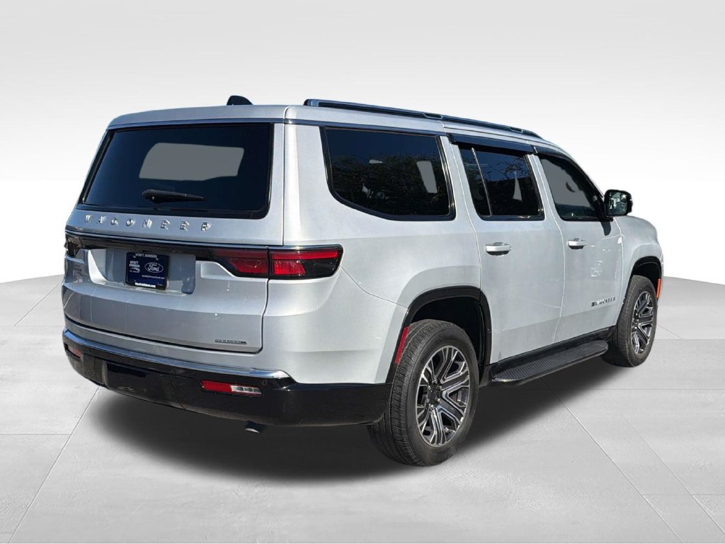 Used 2024 Jeep Wagoneer Series II AWD/4WD image 3