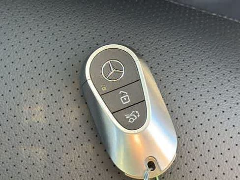 Certified 2026 Mercedes-Benz GLC 300 4MATIC image 20