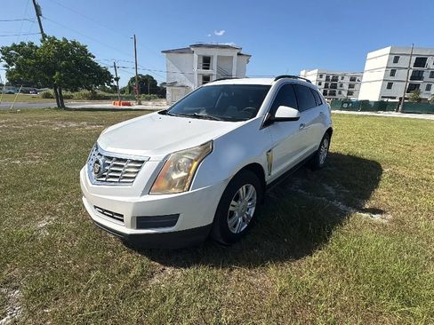 Used 2014 Cadillac SRX FWD image 1