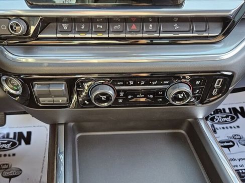 Used 2024 Chevrolet Silverado 2500 High Country w/ High Country Premium Package image 21