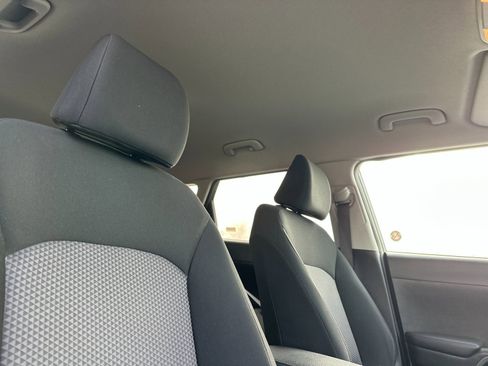 Used 2024 Kia Soul LX w/ Option Group 015 image 17