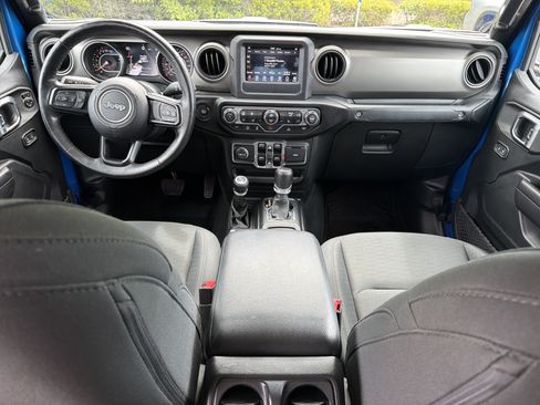 Used 2020 Jeep Gladiator Sport w/ Quick Order Package 24S AWD/4WD image 4