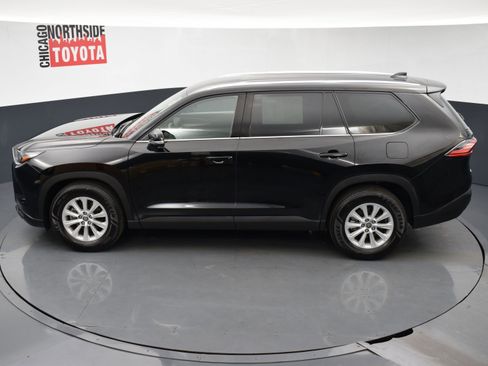 Used 2025 Toyota Grand Highlander XLE image 21