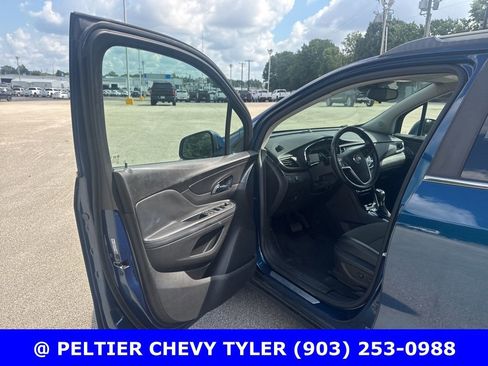 Used 2019 Buick Encore Preferred w/ Safety Package FWD image 10