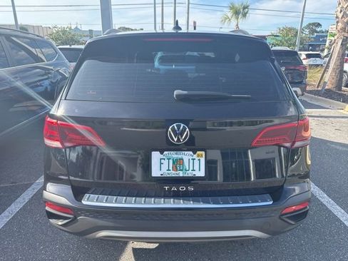 Used 2022 Volkswagen Taos S FWD image 8