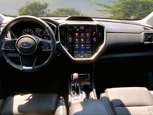 Used 2025 Subaru Ascent Touring w/ Popular Package #1 AWD/4WD image 7