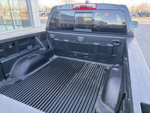 Used 2018 GMC Canyon SLT w/ Trailering Package image 10