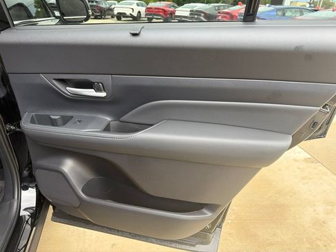 Used 2026 Toyota Grand Highlander AWD Hybrid image 33