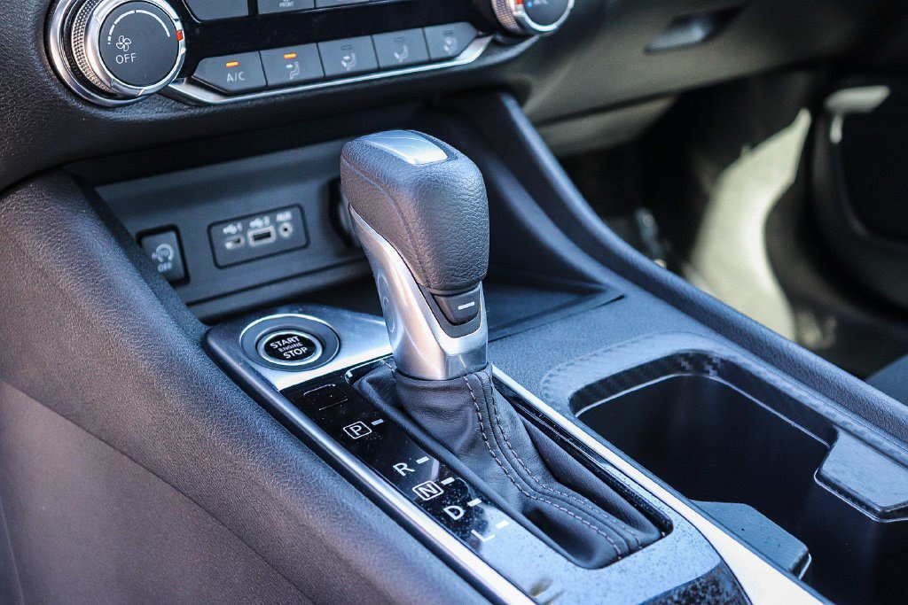 Certified 2025 Nissan Sentra SV FWD image 19