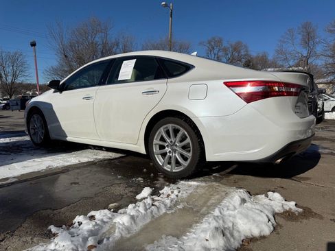 Used 2014 Toyota Avalon Limited image 7