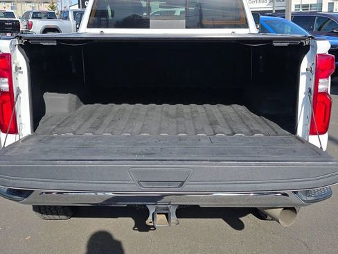 Used 2020 Chevrolet Silverado 2500 LTZ w/ LTZ Plus Package image 14