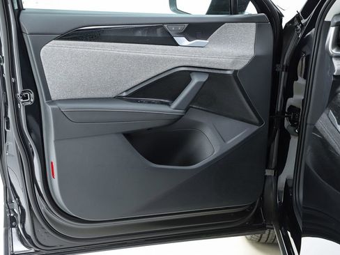 New 2026 Volkswagen Tiguan S FWD image 55