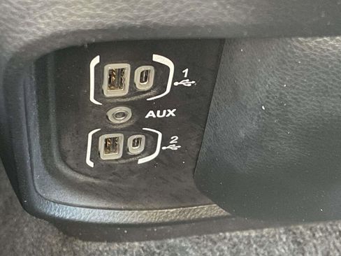 Used 2023 RAM 1500 Big Horn image 29