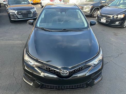 Used 2017 Toyota Corolla iM w/ Carpet Mat Package FWD image 8
